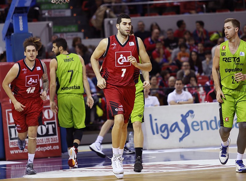 CasademontZGZ's tweet photo. VÍDEO | Pedro Romera debuta con el CAI Zaragoza en la @LigaEndesa ▶ https://t.co/OpoFZQq9VW #CAIvGBC #AúpaCAI https://t.co/hijEJDwjvO