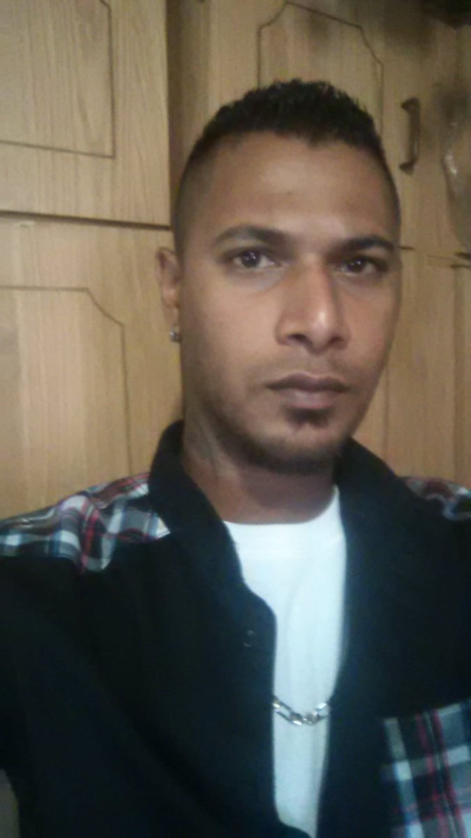 b64fdfd3fda1497 tweet picture