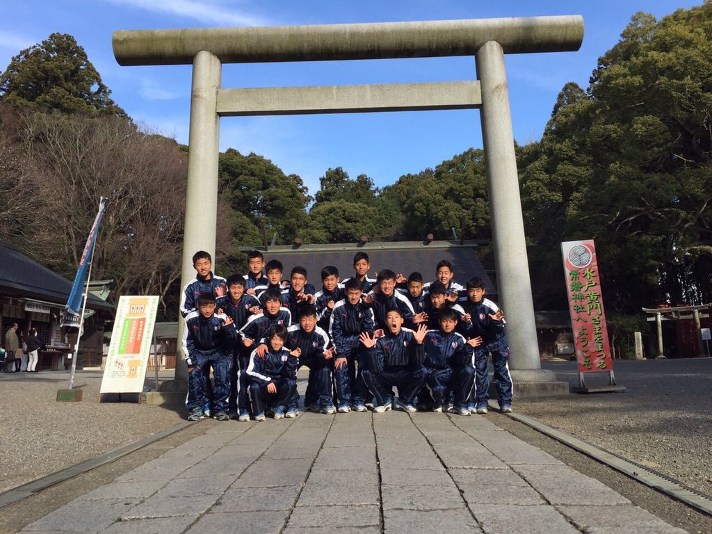 k_hinataaa's tweet photo. 高円宮杯優勝することができました。
しゅうご、だいき、けいた、はやと、と最後一緒に戦われへんかったけど、最高のメンバーと戦えてよかった。
ハナサカクラブさんを��じめ、サ��ーターの皆さん本当に素晴らしい応援ありがとうございました。 https://t.co/amNogLHKSI