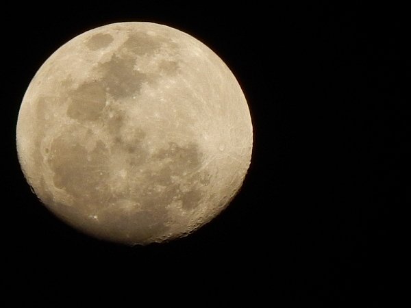 JenniferJBryson's tweet photo. New artwork for sale! - "April Moon" - https://t.co/SRW5Xb9CF0 @fineartamerica https://t.co/KeOVAPHMSm