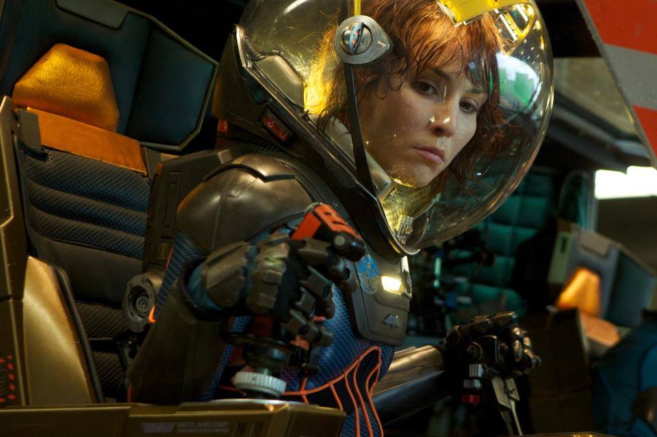 Happy 36th birthday to Noomi Rapace, Dr Elizabeth Shaw from Prometheus! What was your favourite Shaw moment? 