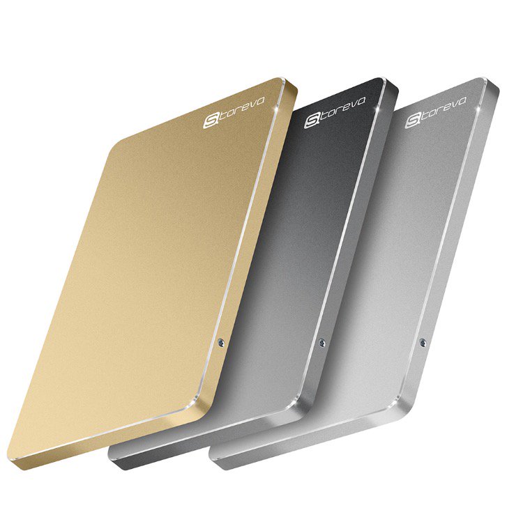 remicormier's tweet photo. #Storeva annonce une nouvelle gamme de SSD externes USB-C aux couleurs du MacBook ! https://t.co/G68Ar5YLgm https://t.co/TT9SqgxOte