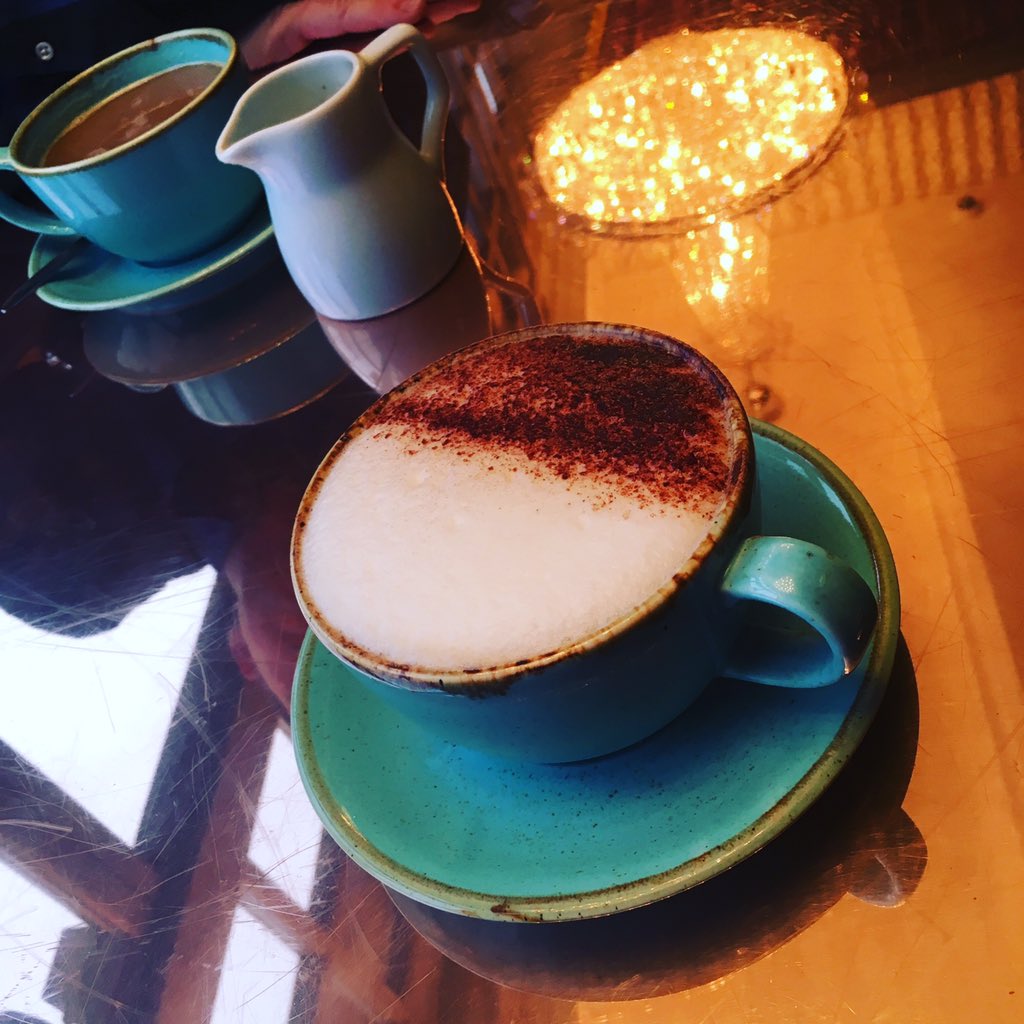 ASFRESHAS's tweet photo. Feeling #asfreshasadaisy after my #caffeinefix #coffee Thanks @allardslounge https://t.co/5SrY8M6Ru7