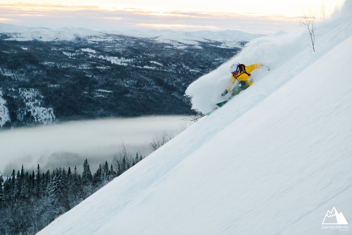 dhamsee's tweet photo. Ar last, snow and cold. Jonathan Fjällstedt  #åre #älskaåre #skiing #rx100iv https://t.co/nztkoI0GPA