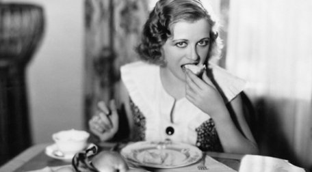 marieclaireuk's tweet photo. #JanuaryPrep: This is how to do the 5:2 diet and stick to it... https://t.co/7ZxMKWIN6F https://t.co/oVtRjO3ntU