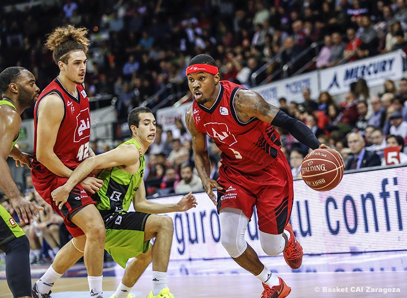 CasademontZGZ's tweet photo. GALERÍA | Las mejores imágenes del #CAIvGBC, lo mejor del último triunfo del año 📷➡ https://t.co/4dXd8ZSwVk #AúpaCAI https://t.co/74hGoo02FB