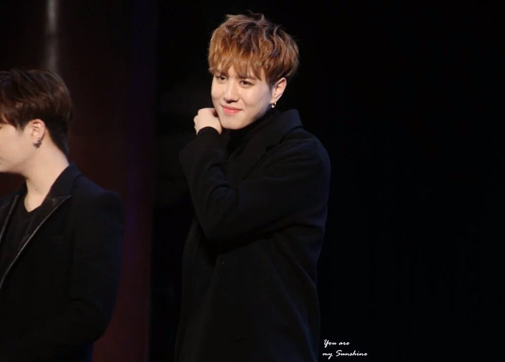 BABYGIANT_TH's tweet photo. โอ้ยยยย คุณชายแรงมาก รักกกก ><

#GOT7 #YUGYEOM 
Cr:ityou_ https://t.co/nVTDwUcl4G