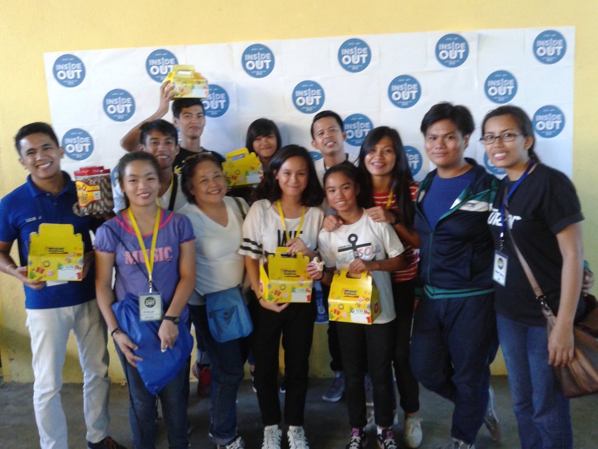 CherryshableMe's tweet photo. 8hrs travel and 4hrs stay just to see them? It was worth it! I love my "kids."
@iamironwoman @isiahdalawa
#CI2015 https://t.co/ssE8wN39Gi