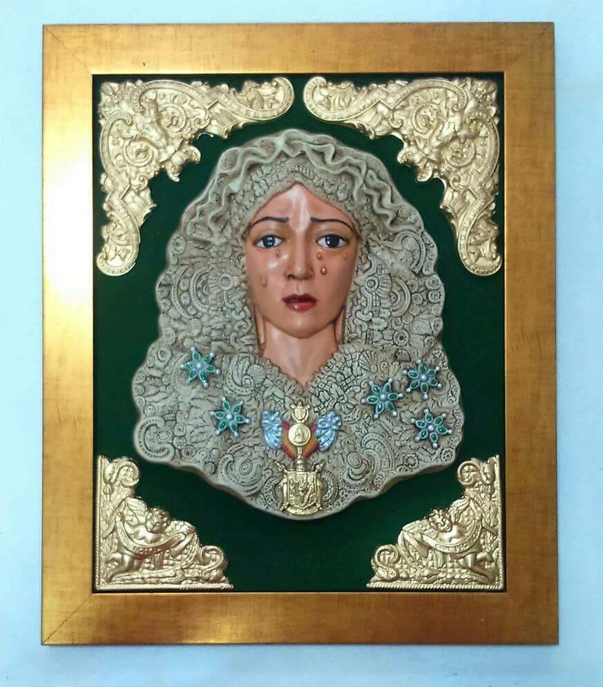 Terminado esta mañana Relieve de la <a href="/esperanza/">Esperanza</a> policromado a mano por <a href="/Artenazareno2/">Arte Nazareno</a>