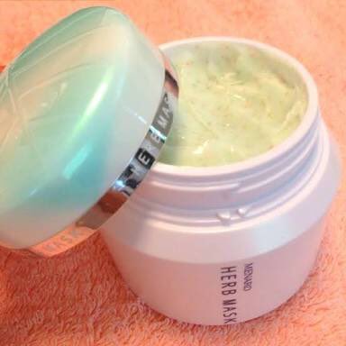 上原 みずき 大人気ハーブマスク 緑のつぶつぶ 角質を取ってなめらかな肌にする ピンクのつぶつぶ 保湿成分たっぷりで柔らかな肌にする が入っているので使用後に乾燥を感じる事がありません 汚れ くすみが気になる方は T Co Mqvggimvw7