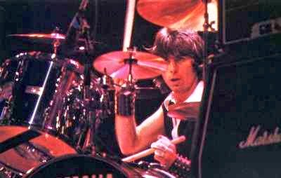December 29
HAPPY BIRTHDAY to Mr. Cozy Powell!!!
You\re Great I love ya(^_^) 