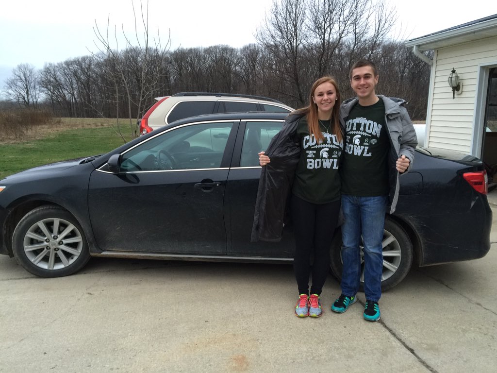 TylerJBurkhardt's tweet photo. #CottonBowl bound! #Spartans @emilyharper64 https://t.co/0ylrQ5najn