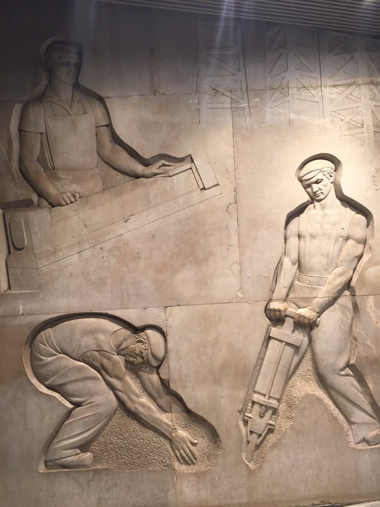 KimSajet's tweet image. The sculpture of Frederic Mares is everywhere #BarcelonaVacation