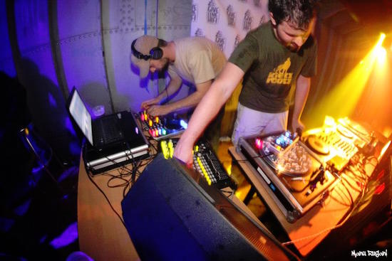 4Corners_Crew's tweet image. DUBWIZE IS DEAD !!!
soundcloud.com/4corners-crew/…
#dubwize #drumnbass #drumandbass #dnb #jungle #raggajungle #ragga