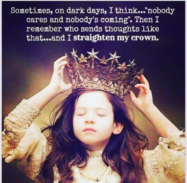 lindatoupin's tweet photo. No time for self-doubt this Monday. Go after your dreams 👸🏻 #mymklife https://t.co/Iun8XFFE2g