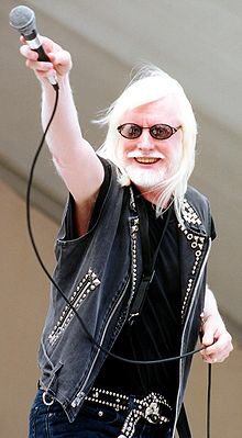 Happy birthday Edgar Winter (1946). 