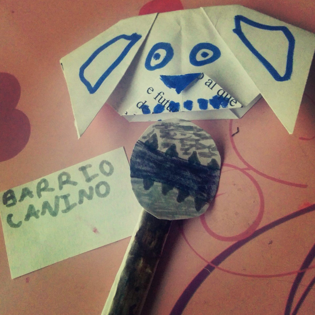 BarrioCanino's tweet photo. Así nos ven los niños. #RadiosLibres @AgoraSolRadio https://t.co/oQRdXiqzs6