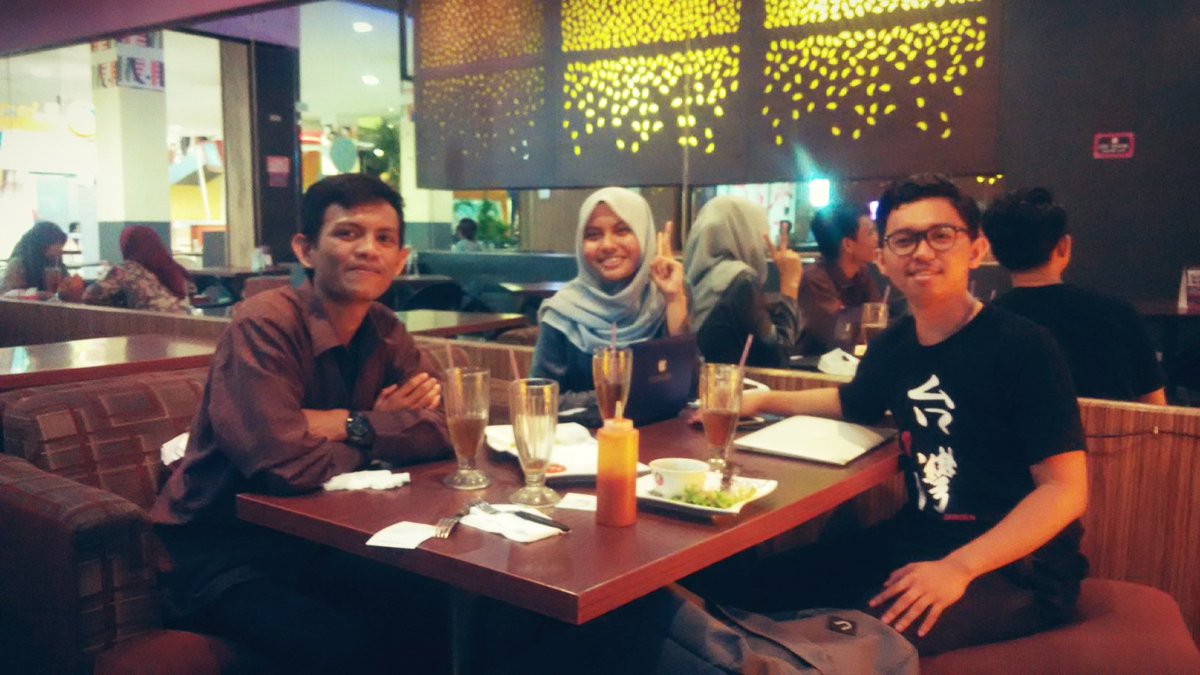 Isaac_Hasan's tweet photo. Meet Up with GreeNation Youth Project Team's https://t.co/yAPqzfNN5l