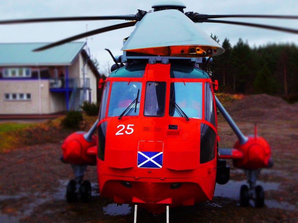 torque137's tweet photo. More archive pics of @PIKAIRPORT @RoyalNavy #rescue177 in Fort William as retirement looms #milsar #navyseaking 👏🏻🚁 https://t.co/pADDOaL2a0