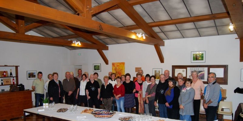 Cotes_de_Duras's tweet photo. Les randonneurs ont fêté la fin de l’année... à la cave #Berticot ;)
https://t.co/GwQXJAJG4S https://t.co/LN4vHoA1Lu
