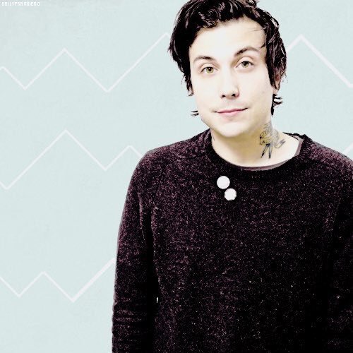 phanouts's tweet image. fourth layout (frank iero) + give credit pls 💕