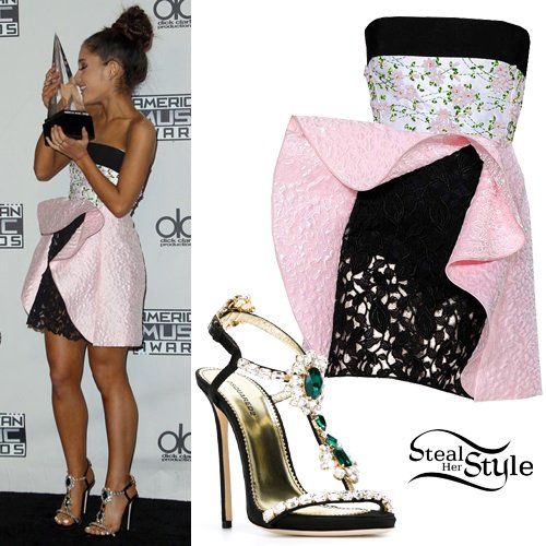 FAVorRT_artis's tweet photo. do you like #ArianaGrande style? 
RT for yes.
LIKE for not. https://t.co/jxhz8tqaRw