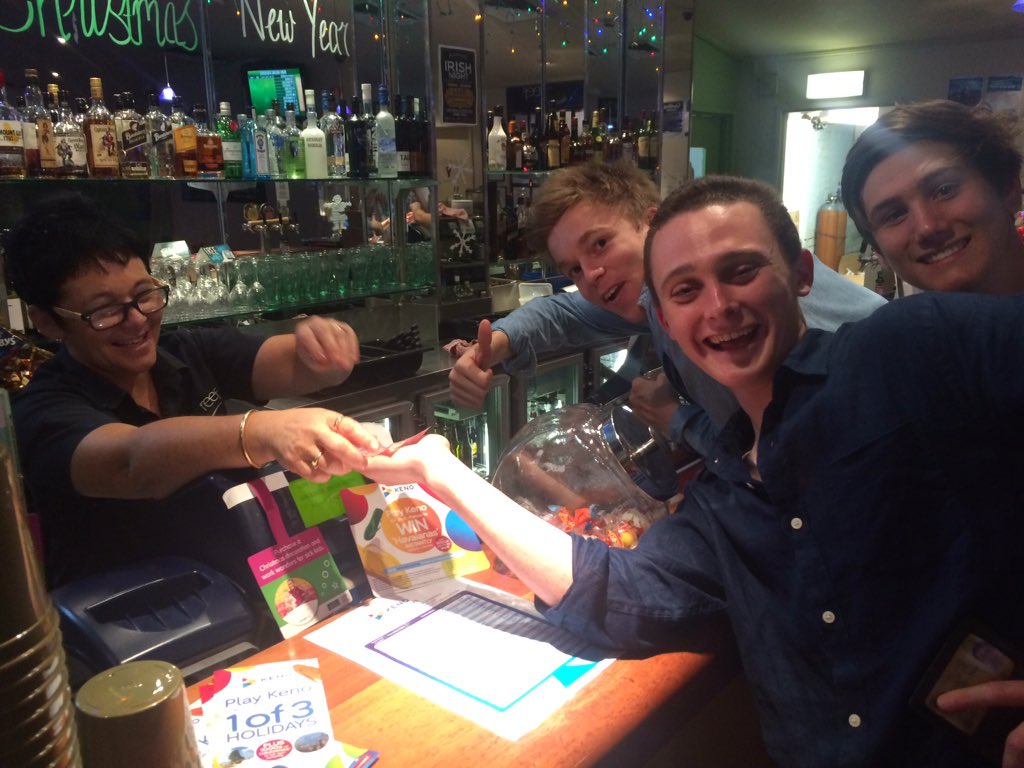 pestosterones's tweet photo. When you get up a dollar at the pokies baby #pokiez https://t.co/TUGgGKYC24