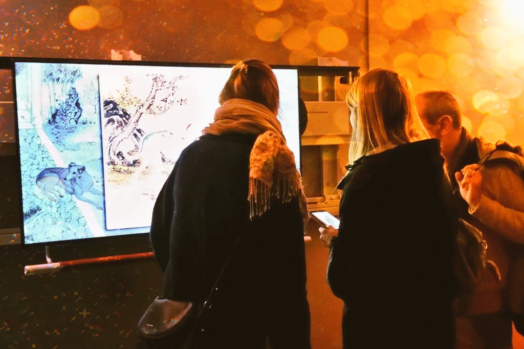 Make #Christmas memories - all #children visiting #LangShiningExhibit tomorrow (9.30-5) will receive a special gift!