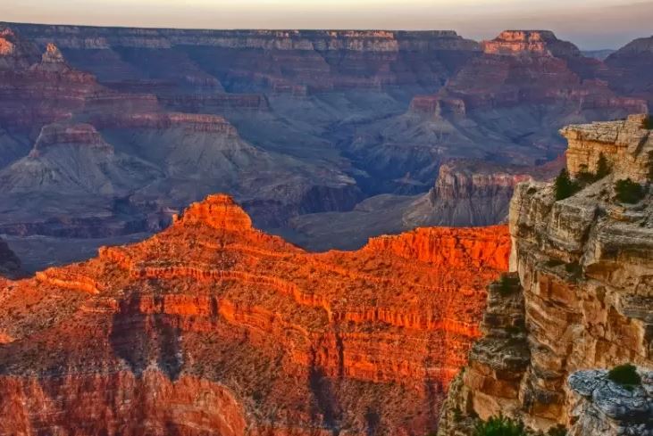 lonelyplanet's tweet photo. Sights that'll take your breath away: #USA's top natural wonders https://t.co/YD4VpFQ4bH by @indie_traveler https://t.co/MQVuoT5hAM
