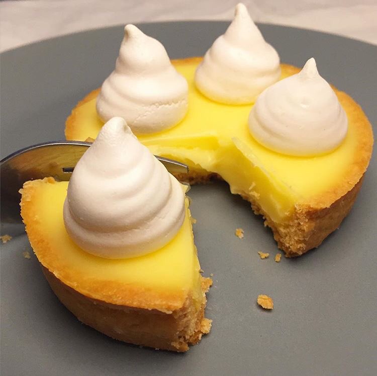 MiammiamBox's tweet photo. Lemon Pie from @manhappleheart !!! So #MiamMiam #repost #subscriptionboxes #delicious #francaisauxusa #joinMMBox π«π· https://t.co/nubGukc72z