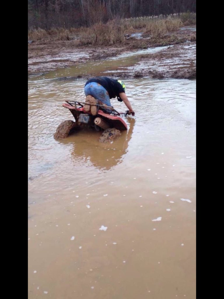 Masontucker4's tweet photo. That ole shit moment 😂😂😂 #itantdeep https://t.co/uTqPaSxOrO