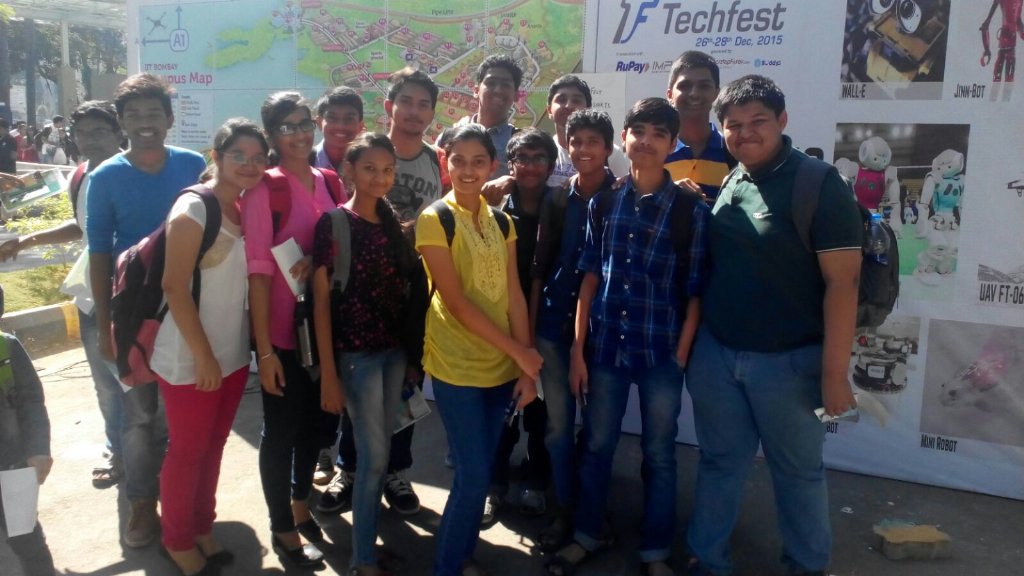 HatobBold's tweet photo. Went IIT powai for techfest... Everything was extremely cool.. (dreaming for iit??) 😋 no way. #GoingAbroad #DreamMIT https://t.co/vdlZ3UWPBj