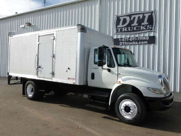 ow.ly/Wmmjv 2008 International 4400 Box/Straight #Truck. 9.3L International MaxxForce GDT310 TDE 310 HP