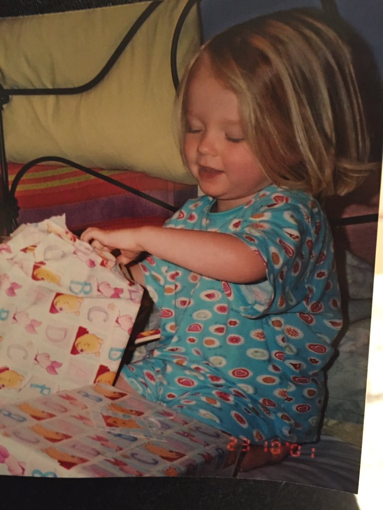 astonpasta_'s tweet photo. #FetusUltraViolets the double chin life started early๐๐ผ
Tagged by @firexprooof https://t.co/B6UVVcbkM4