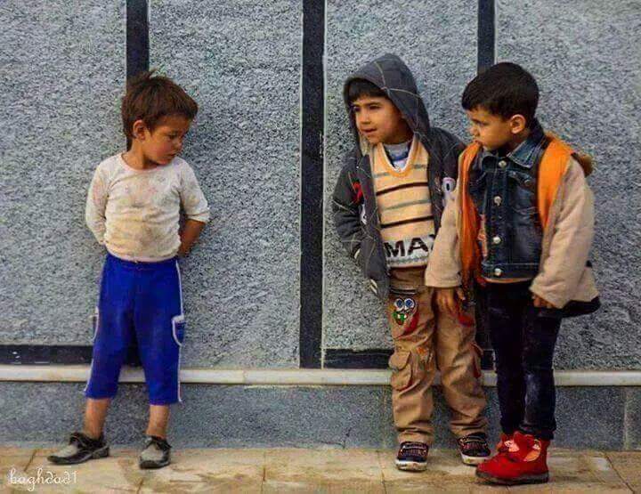 husseinali19902's tweet photo. هاي توجع😢👇
انه ما حب المدارس
تصرف هوايه ملابس
وحنه ناس هواي فقره
عدنه زنگين العشيره
ايبيع بالشارع محابس https://t.co/wlZHxF9vUE