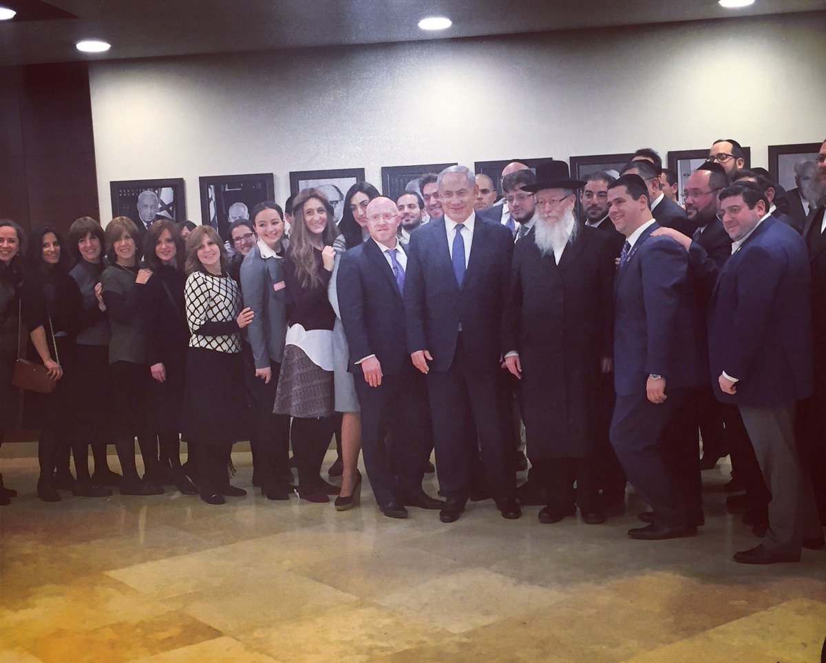 KnessetIL's tweet photo. ברוכים הבאים "רפואה וישועה" משיקאגו! השר ליצמן אירח בכנסת את העמותה שמסייעת לילדים מוגבלים Welcome Refuah \yeshuah https://t.co/Zne5FS5PWP