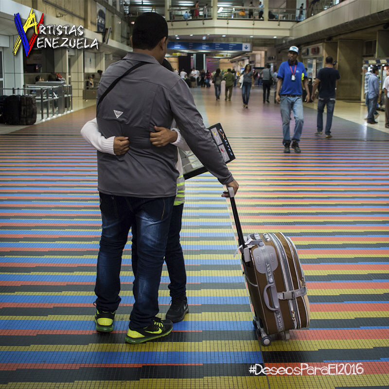 ReporteYa's tweet image. #28D #DeseosParaEl2016 que en ves de despedir recibamos a todos los venezolanos que salieron  via @artistasporve