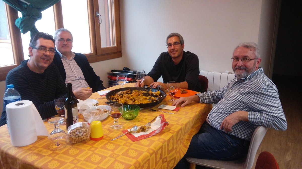 Una vesprada molt interessant visitant <a href="/MardeFulles/">Mar de Fulles</a> amb companys <a href="/fiareBE/">Fiare Banca Etica</a> <a href="/cardonapla/">Ramon Cardona</a> <a href="/AcoecOngd/">ACOEC 🇵🇸🇵🇸</a> <a href="/JuanGaribi/">Juan Garibi</a>