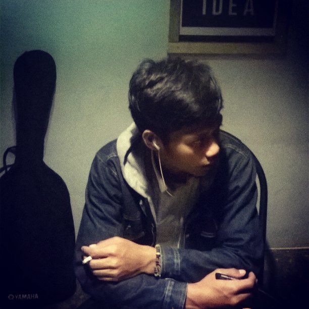 return_live's tweet image. Perpanjang kontrak jomblo sampai 2017