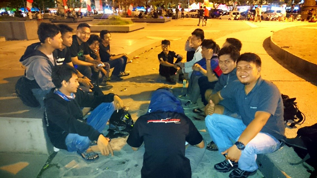 Ngumpul bareng IBTeam Reg Sulawesi Selatan dan IBTeam Sub Regional Maros. 
<a href="/IBTeam_Maros/">IBTeam SubReg Maros</a>