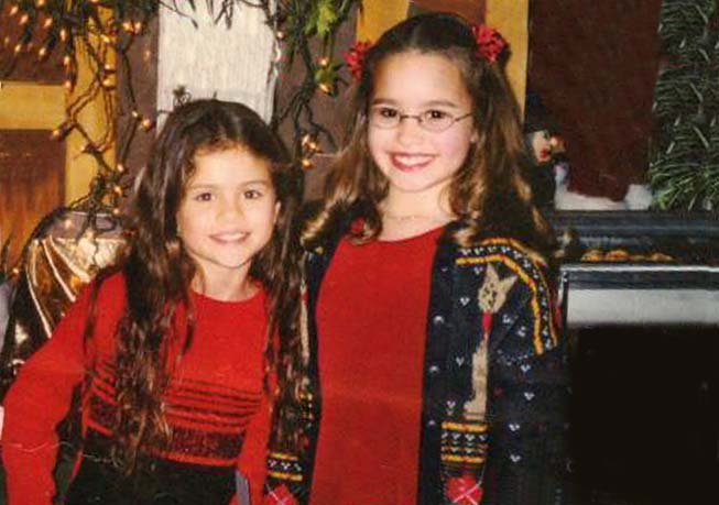 milunalunatica's tweet photo. Demi and Selena appreciation tweet https://t.co/NyO103NrZ0