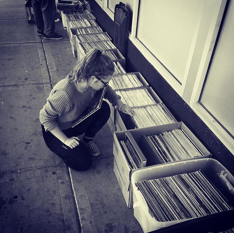 Quite possibly the most relaxing way to spend a day...#MusicHunter #11thstreetrecords 🎵