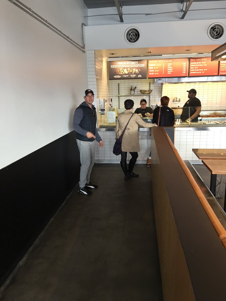 ____devon______'s tweet photo. No line #thanksecoli https://t.co/DQb7jiwpcu