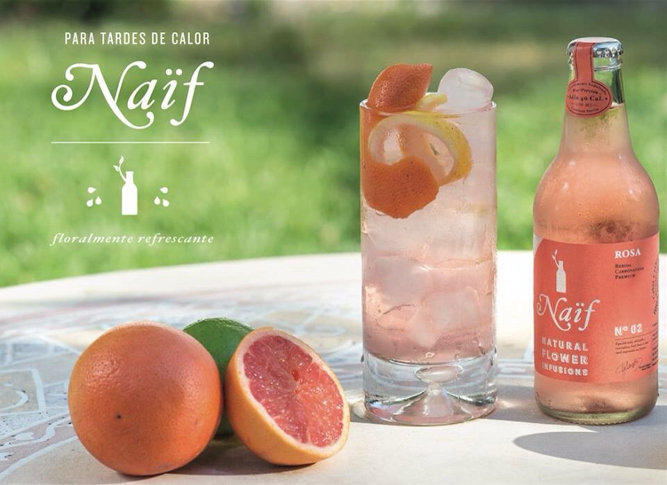 Naifdrinks's tweet photo. Para estas tardes calurosas, refréscate floralmente con una Naïf helada! Venta online en https://t.co/uylE1tdBko https://t.co/kvjwzi1ews