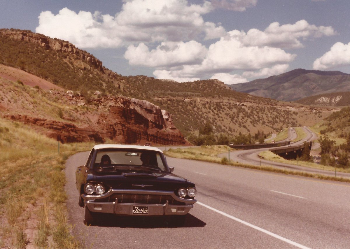 Sunnerbird's tweet image. The Sunnerbird in Colorado, on the road to Glenwood Springs.