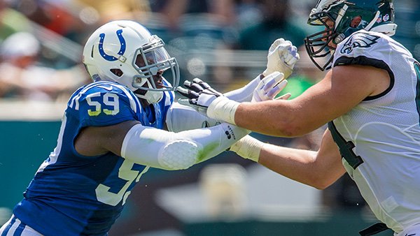 Browns's tweet photo. NEWS: Browns sign LB Cam Johnson; waive RB Daryl Richardson, release DB De'Ante Saunders https://t.co/xBMdprBLEn https://t.co/ezfwCeDxja