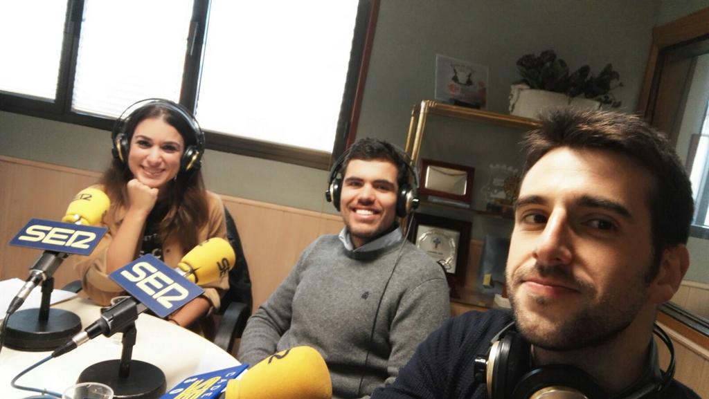 No sé cómo lo hacemos...Ha pasado el 23D y seguimos hablando de #IdeasForSO15 <a href="/IdeasForSpain/">Ideas for Spain</a> hoy en <a href="/CadenaSERSoria/">Cadena SER Soria</a>