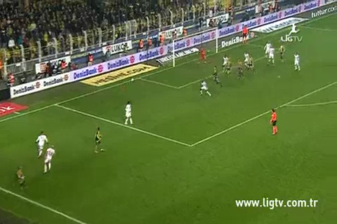 Facebooksdk2015's tweet image. Golü İzle: Fenerbahçe 2-1 Medicana Sivasspor 77&apos; Simon Kjaer gollercepte.tv/19770