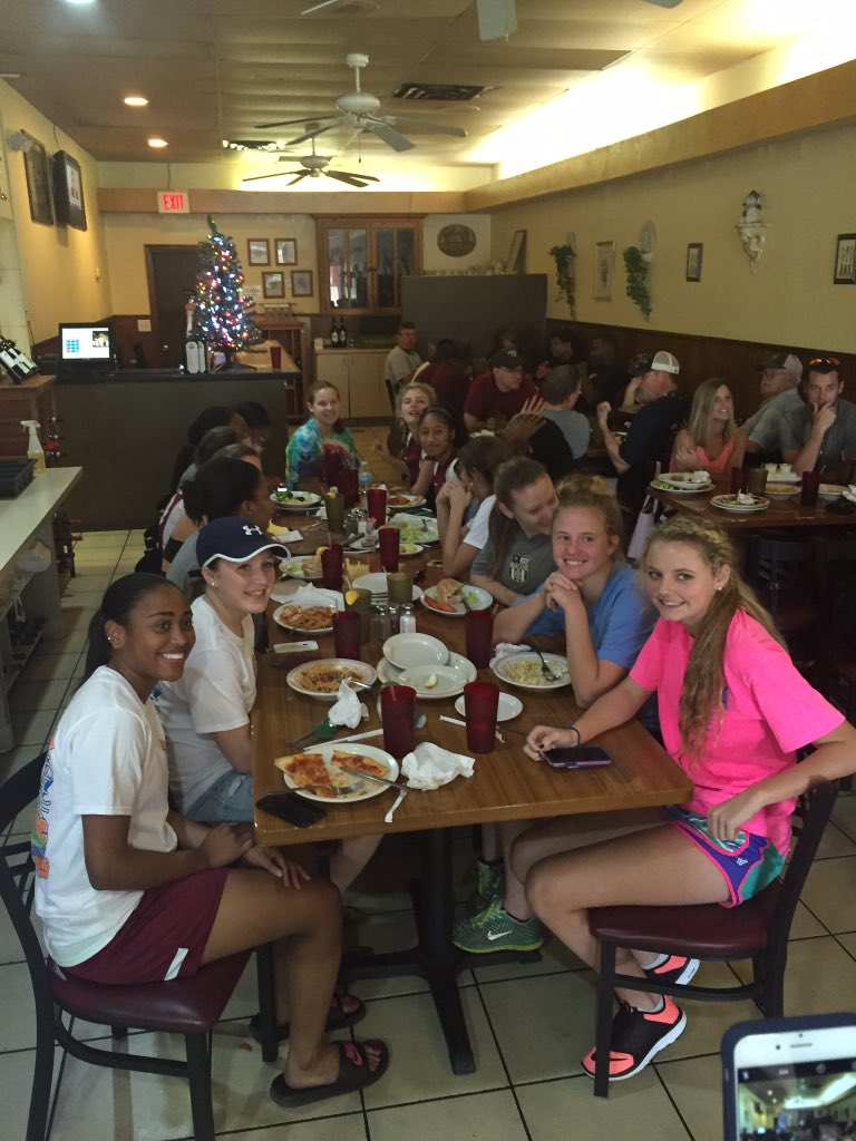 ThunderSC's tweet photo. TSC 99 Elite team lunch in Miami. @ThunderSC https://t.co/6y7ibxrbno
