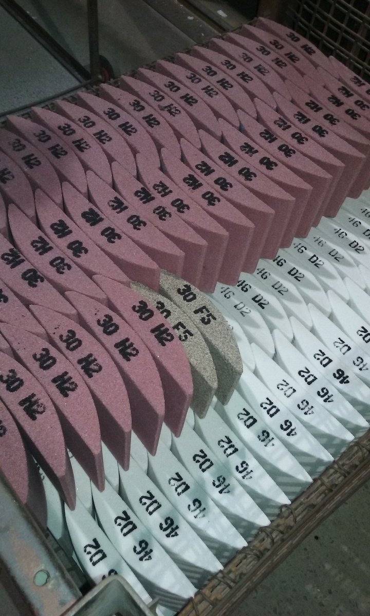 3a3b906d3ba0498's tweet photo. #surfacegrind #Duramic #Michigan all your abrasive needs #global best prices https://t.co/j1kRr07fy1